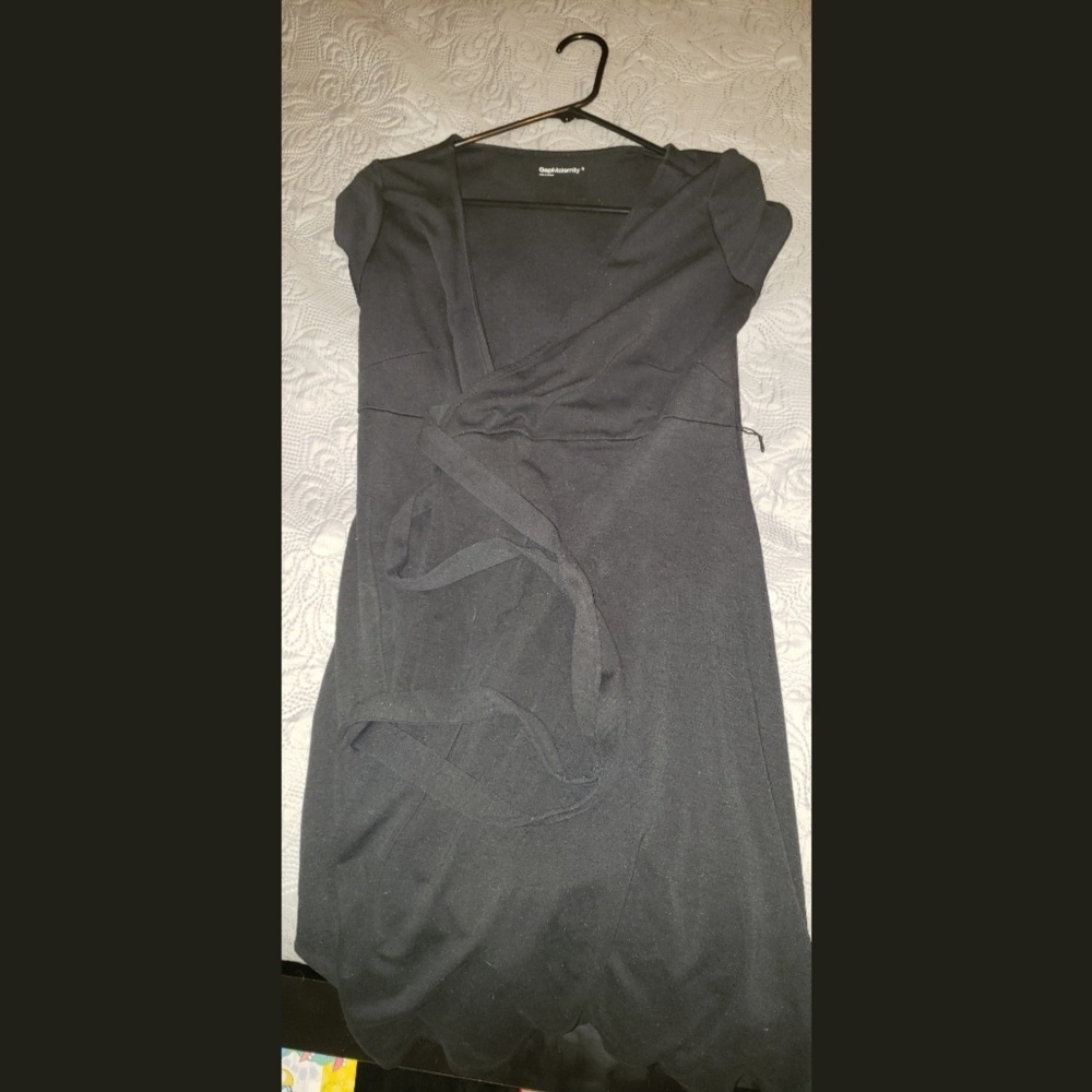 Maternity wrap dress